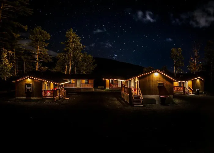King Hendrick Motel And Suites